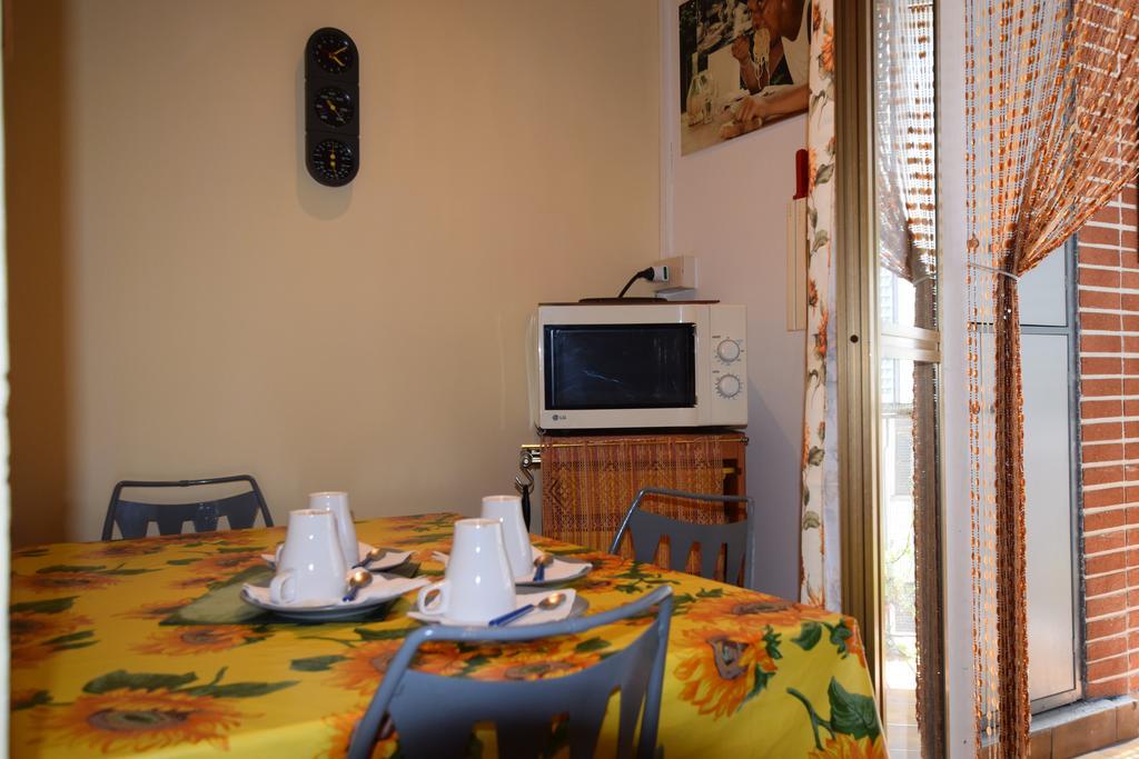 Ferienwohnung The Voice Of The Pope Rom Exterior foto